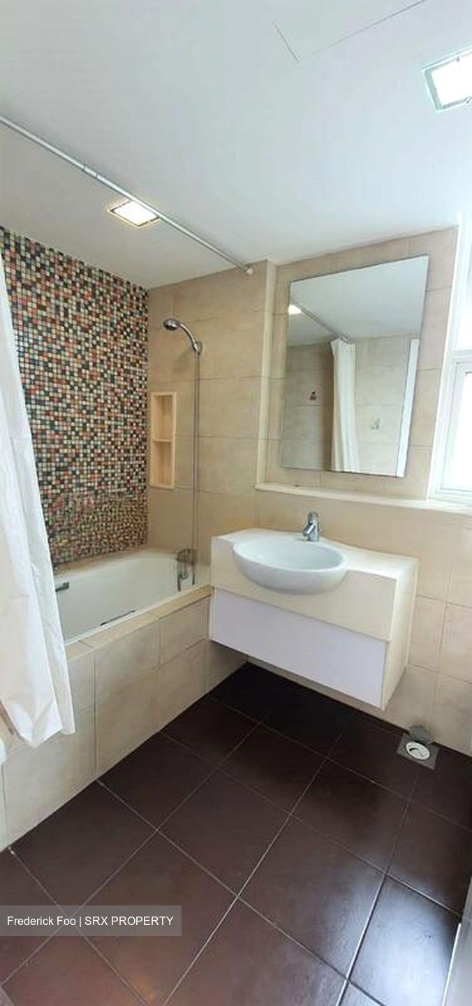 The Esparis (D18), Condominium #439437461